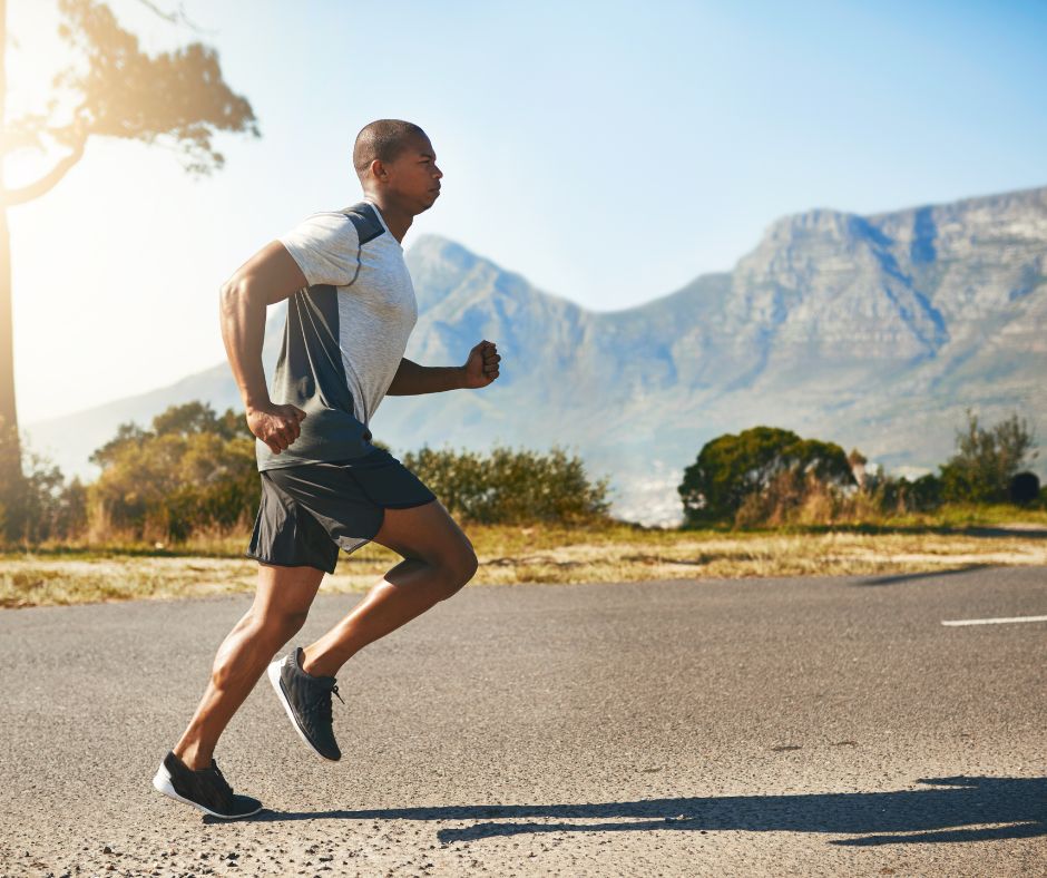 fhinix_¿Cómo se debe pisar al correr para maximizar el rendimiento?