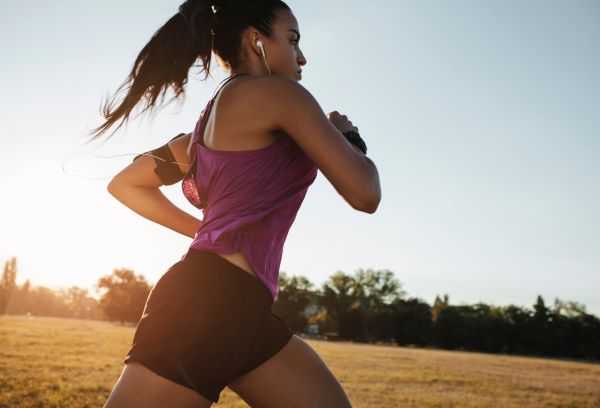fhinix_Caminar o correr ¿qué es mejor para bajar de peso
