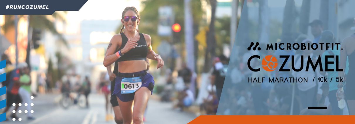 Fhinix_Descubre el Paraíso Corriendo Ruta del Medio Maratón Cozumel Microbiot Fit 2025.